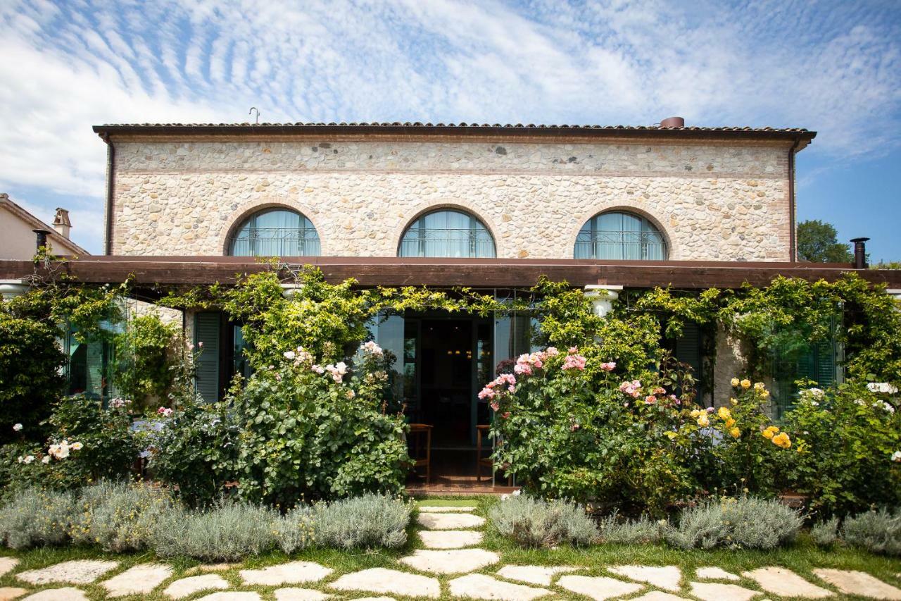 Tenuta Saiano Resort Torriana ภายนอก รูปภาพ